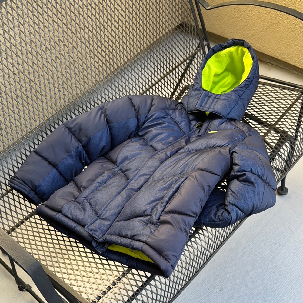 CB boys sports Navy Puffer Jacket - Picture 4 of 8